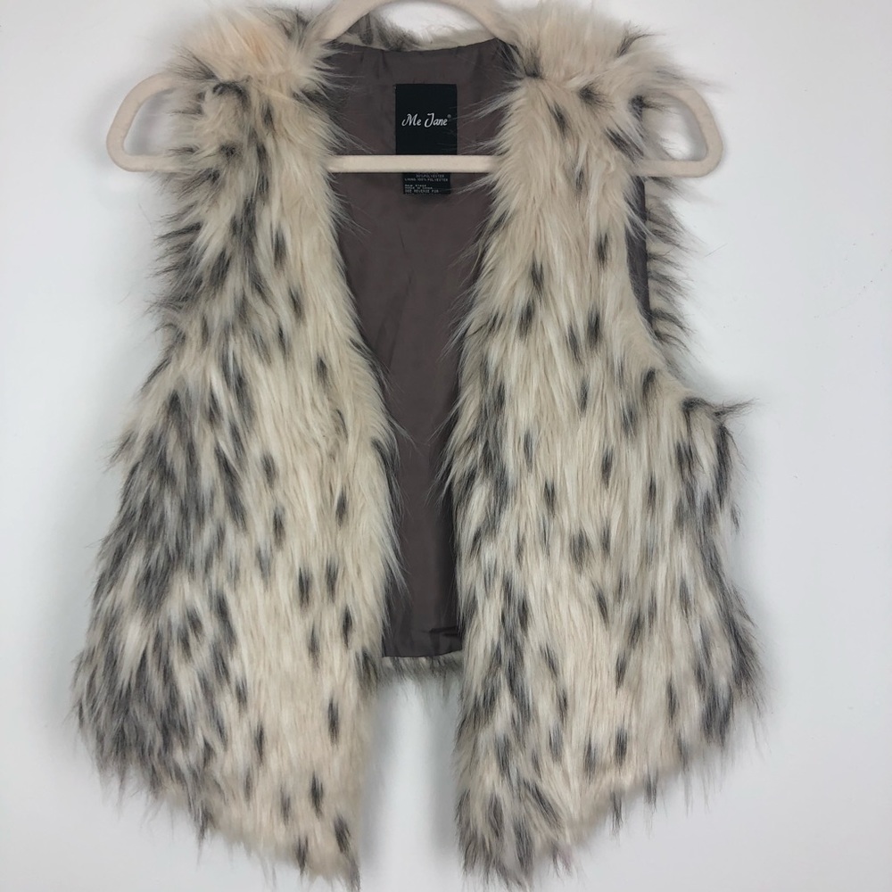 Me Jane Faux Fur Vest